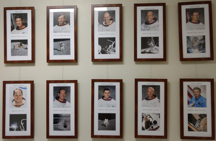 Astronaut Photo Gallery